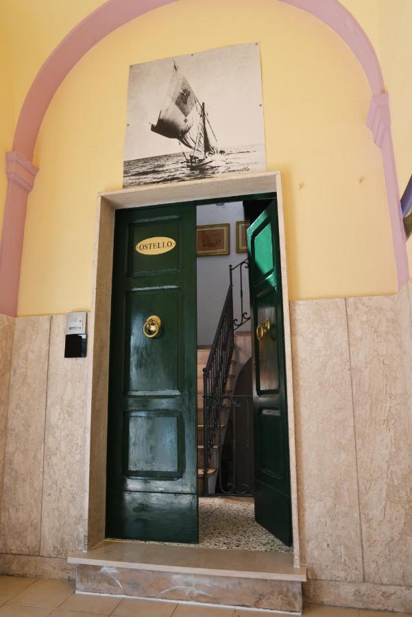Ostello La Stazione Alba Adriatica Bagian luar foto